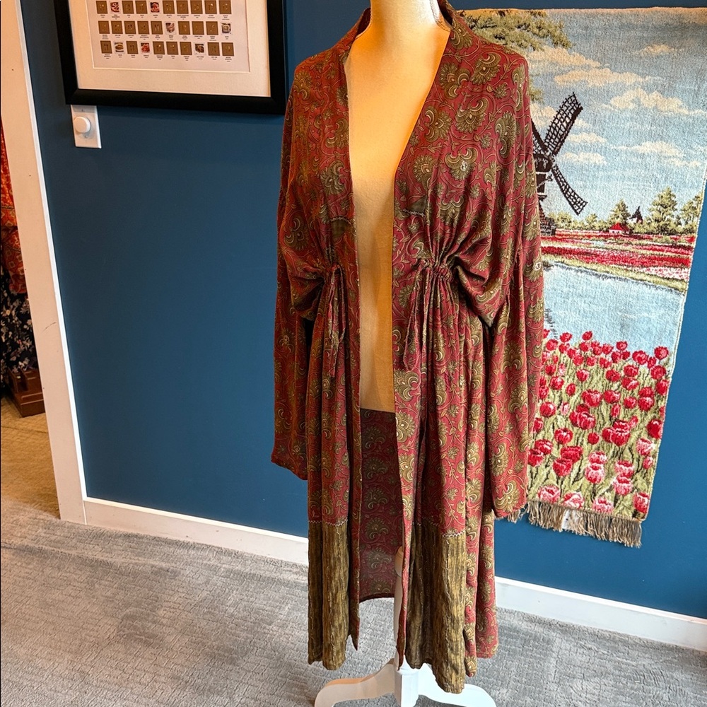Kantha Bae silk Dreamweaver kimono - Picture 3 of 9